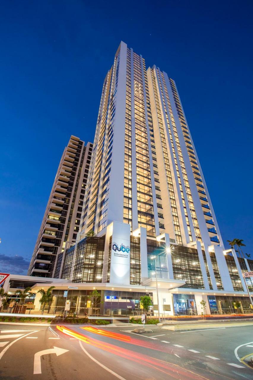 Qube Broadbeach Aparthotel Gold Coast Exterior photo